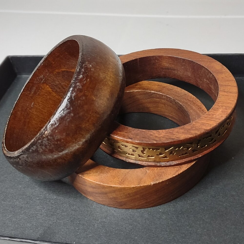Lot Of 3 Vintage Wooden Bangles All Approximately 8 Inches